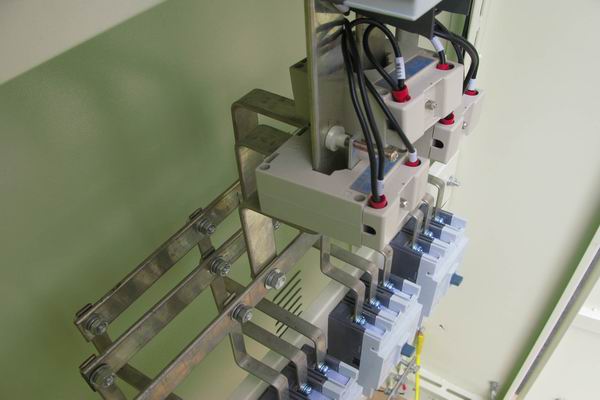 石嘴山配电箱-3683讲讲配电箱的使用特点